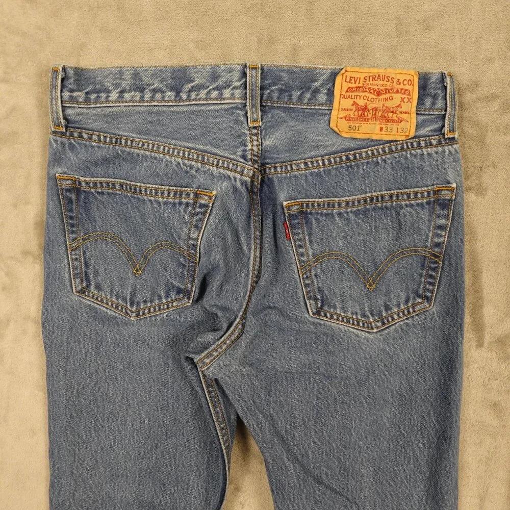 Levi's jeans 501 Original Fit straight men's 33x32 stonewash blue‎ denim red tab